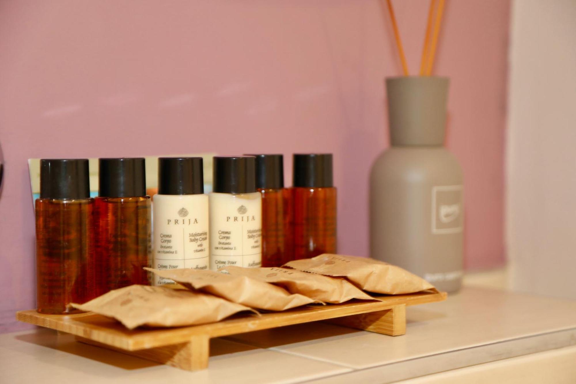 Single Room,1276928920:JPEG